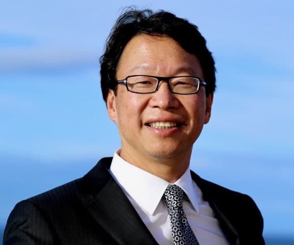 Dr. Raymond Chu